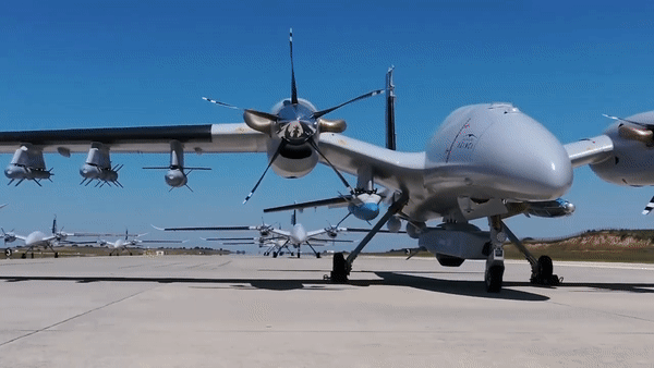 Ả Rập Saudi mua UAV khổng lồ Akinci Thổ Nhĩ Kỳ trong một hợp đồng lớn nhất lịch sử