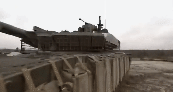 Tổng thống Nga Vladimir Putin: Xe tăng T-90M tốt nhất thế giới