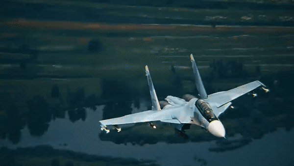 Nga: Tiêm kích Su-30SM hạm đội Biển Đen hạ 4 xuồng cao tốc chở lính đặc nhiệm