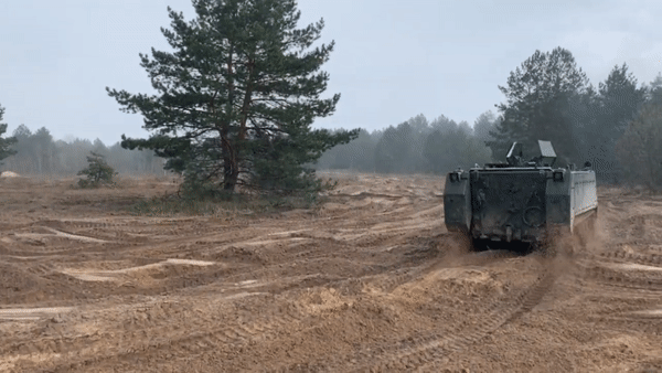 Canada sẽ loại biên hàng chục thiết xa vận M113 ngay trong năm nay