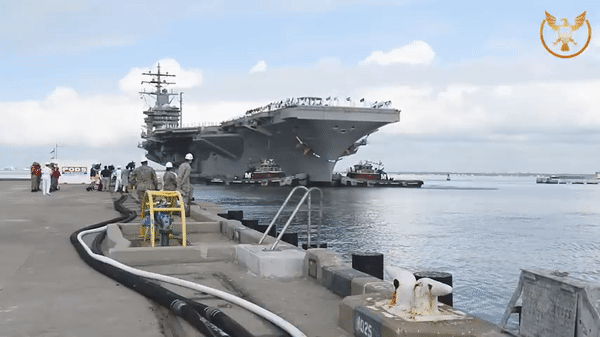 Mỹ sẵn sàng điều thêm tàu sân bay USS Dwight D. Eisenhower đến gần Israel