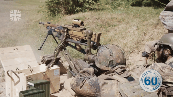 MG5 - 'lưỡi cưa quét bộ binh' thay thế cho huyền thoại MG3 trong quân đội Đức
