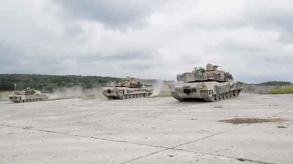 Ukraine lần đầu tung xe tăng M1A1 Abrams tham chiến