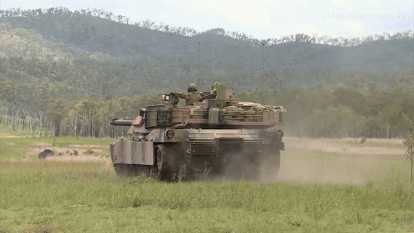 Ukraine lần đầu tung xe tăng M1A1 Abrams tham chiến