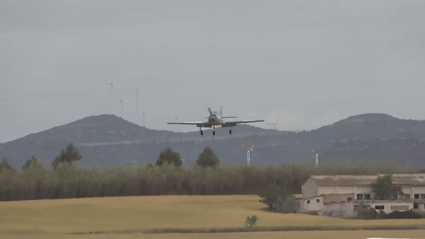 Ukraine dùng huấn luyện cơ Yak-52 bắn hạ trinh sát cơ Orlan-10 Nga