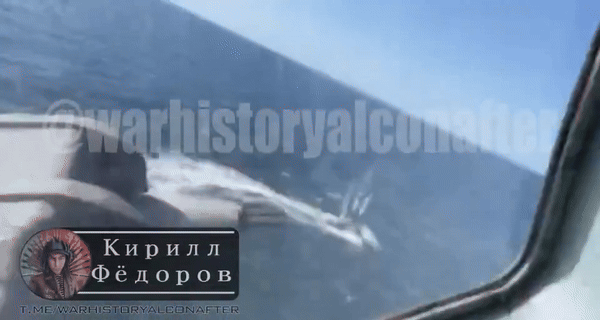 Dù gắn hai tên lửa đối không R-73, USV Ukraine vẫn bị trực thăng Nga tiêu diệt