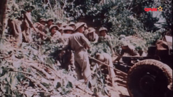 Lựu pháo Mỹ trong tay Việt Minh góp phần đập tan cứ điểm Điện Biên Phủ