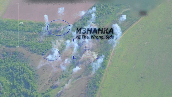 Nga- Ukraine liên tiếp dùng đạn chùm tập kích, huỷ diệt khí tài chiến đấu của nhau