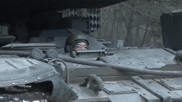 Pháo nhiệt áp TOS-1A và chiến thuật 'tiêu thổ' của Nga khiến đối phương khiếp sợ