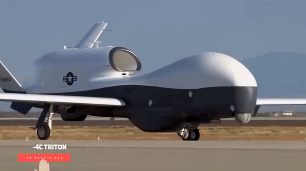 UAV trinh sát 180 triệu USD Mỹ 'phát tín hiệu khẩn' sau khi áp sát Crimea