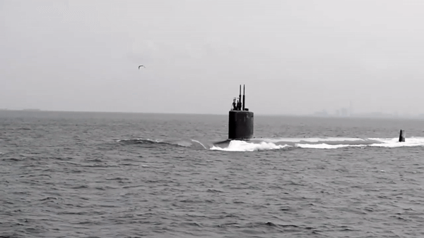 Tàu ngầm hạt nhân Mỹ tới Cuba cùng thời điểm với tàu ngầm Nga