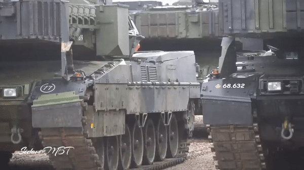 Quân đội Đức bổ sung thêm 105 xe tăng Leopard 2A8 mới 