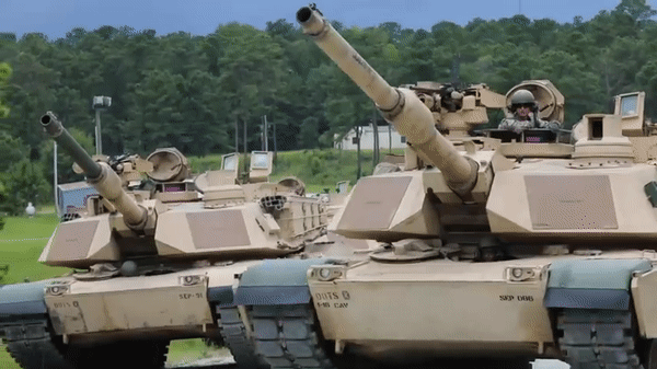 Úc nhận 27 xe tăng M1A2 SEPv3 Abrams cực mạnh từ Mỹ