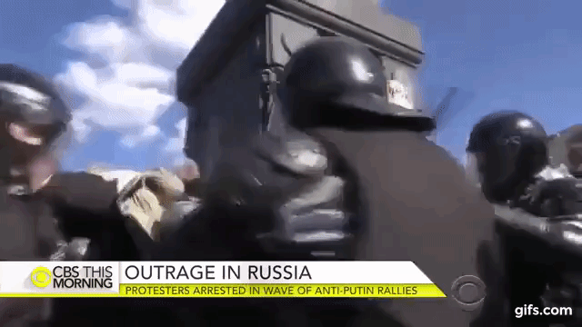 Biểu tình chống chính phủ Nga đúng ngày sinh nhật của Tổng thống Putin