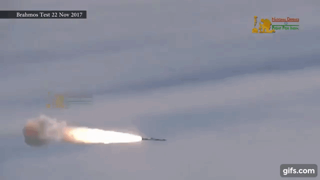 Ấn Độ phóng thành công tên lửa siêu âm BrahMos từ Su-30MKI