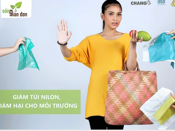 "Sao" Việt  kêu gọi "Sống giản đơn"