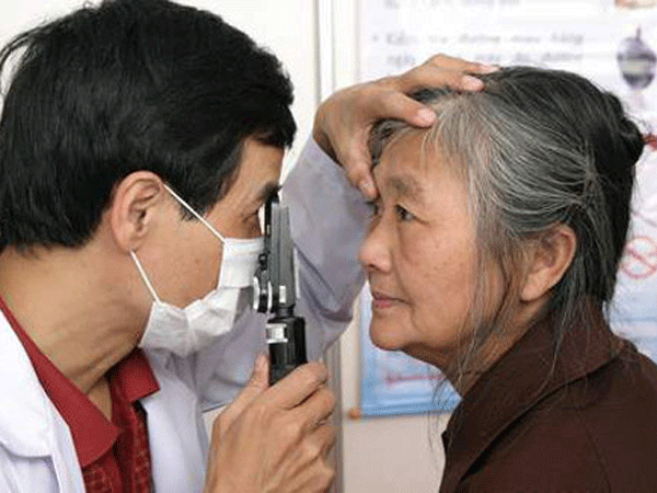 Phát động cuộc thi ảnh "Vì sức khỏe nhân dân"