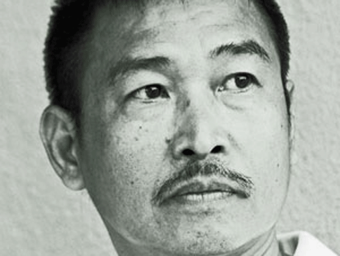 Đi tìm điều đẹp đẽ trong hành trình trở về quá khứ