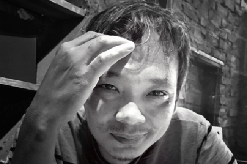 Chia sẻ có trách nhiệm thay vì lạm dụng quyền lực ảo