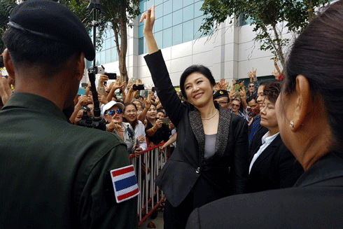 Cựu Thủ tướng Yingluck  đối mặt cuộc chiến pháp lý