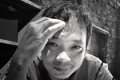 Dòng sông bên phố