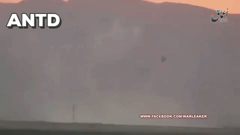 [VIDEO] Xe tăng bay Mi-24 của Nga bị trúng tên lửa của khủng bố IS rơi xuống đất tại Syria
