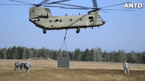 [Infographic] Khám phá 'quái vật bầu trời' số 1 của không quân Mỹ