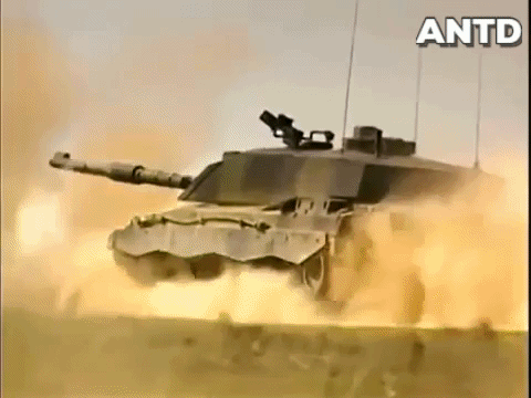 Xe tăng chủ lực Challenger 2 của quân đội Anh.