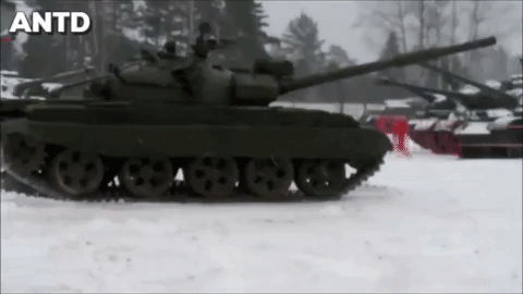 [Infographic] Sức mạnh "chiến xa" Nga đang chuyển số lượng lớn cho Syria