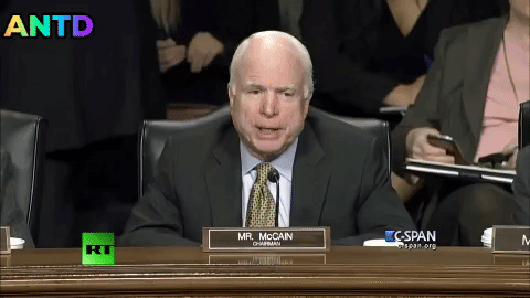 Thượng nghị sĩ John McCain đối mặt với sự sống mong manh