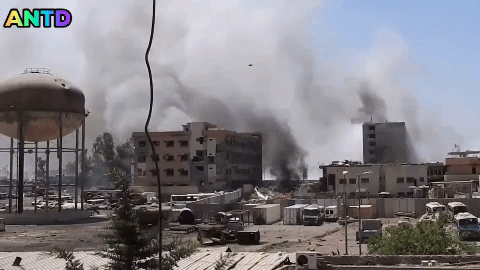 Dù bị cấm, Mỹ vẫn thả bom "thuốc đắng của quỷ" xuống Syria?