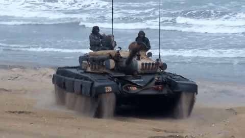 [Infographic] Nam Á căng thẳng khi Ấn Độ điều hàng trăm xe tăng tới biên giới Pakistan