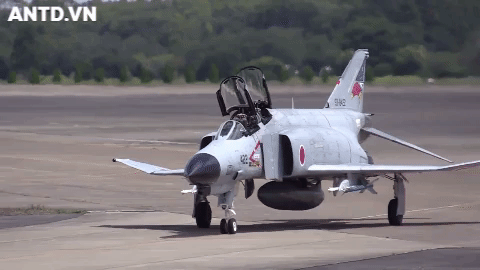 [Infographic] Nhật Bản nâng cấp "Bóng ma" F-4, đủ sức bẻ gãy J-10 Trung Quốc