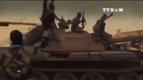 [ẢNH] Đồng minh Mỹ tại Syria bất ngờ mở đường sống cho IS, điều gì đang xảy ra?