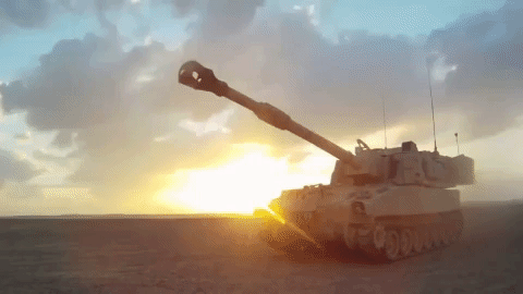 [Infographic] Lo sợ siêu pháo tự hành mới của Nga, Mỹ gấp rút nâng cấp "sấm sét chiến trường" M109