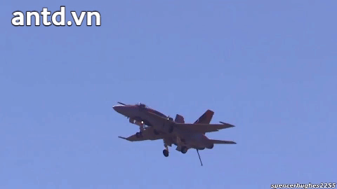 [Infographic] Sức mạnh của tiêm kích hạm đa năng F/A-18 Hornet Mỹ tới thăm Việt Nam