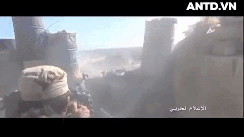 [ẢNH] Mưa bom Nga giúp quân đội Syria đánh gục nhóm thánh chiến tử thủ tại Đông Ghuota