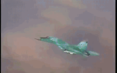 [Infographic] Lo sợ "kiếm sĩ" Su-24 hụt hơi, Nga cấp tốc điều thêm "thú mỏ vịt" Su-34 sang Syria