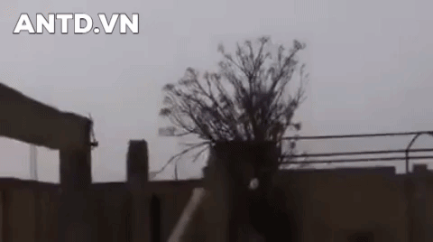 [ẢNH] Tình thế cấp bách, Syria huy động 'rồng lửa đa đầu' UR-77 để hủy diệt IS tại thủ đô Damascus