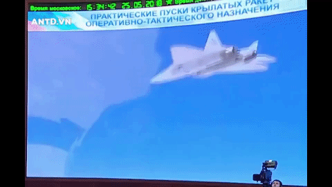 [ẢNH] Đáp lại F-35 tung hoành tại Damascus, Nga cho Su-57 phóng "sát thủ" Kh-59MK2 tại Syria