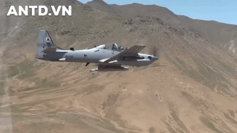 [ĐỒ HỌA] Chiến đấu cơ "già mà trẻ" của Mỹ vừa lao xuống đất