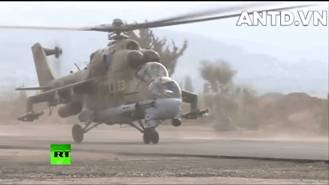 [ẢNH] Triệt thoái không quân, bước đi cao cơ của Nga khiến không những Mỹ mà cả Syria lo lắng