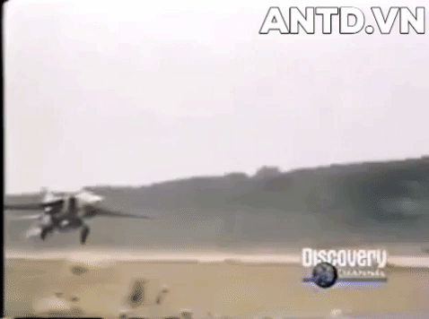 [ĐỒ HỌA] Phiến quân vừa bắn cháy "đôi cánh ma thuật" MiG-23 của Syria