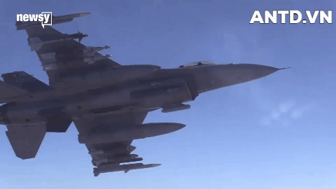 Chiến đấu cơ F-16 lừng danh của Mỹ Chiến đấu cơ F-16 lừng danh của Mỹ