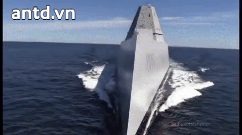 [Info] Có xuất phát điểm giống như F-35, khu trục Zumwalt đang khiến Nga, Trung sợ hãi
