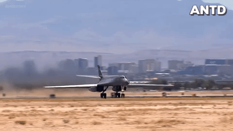 Máy bay ném bom B-1B Lancer của không quân Mỹ Máy bay ném bom B-1B Lancer của không quân Mỹ