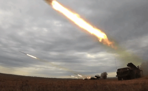 [Info] Thổ Nhĩ Kỳ lo Syria dùng "lốc lửa" BM-30 Nga để hủy diệt đoàn xe tăng của họ