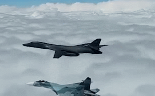 [ẢNH] Chiến đấu cơ Nga đánh chặn máy bay ném bom Mỹ đang mô phỏng tấn công Crimea