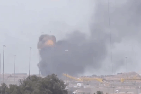 [VIDEO] Dải Gaza: Israel liên tiếp không kích 25 mục tiêu Palestine vì "bất lực" áp chế biểu tình