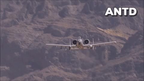 [Infographic] Siêu cường kích 'Thần sấm' Mỹ khiến Nga, Trung Quốc phải học hỏi